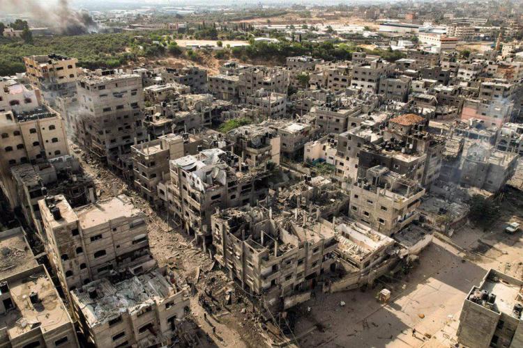 صور لآثار الدمار الذي تسبب به قصف الاحتلال لغزة في الساعات الماضية