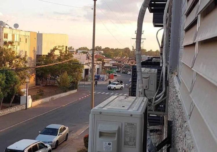 محدث: عملية طوفان الأقصى والمقاومون يقتحمون المستوطنات إسرائيلية
